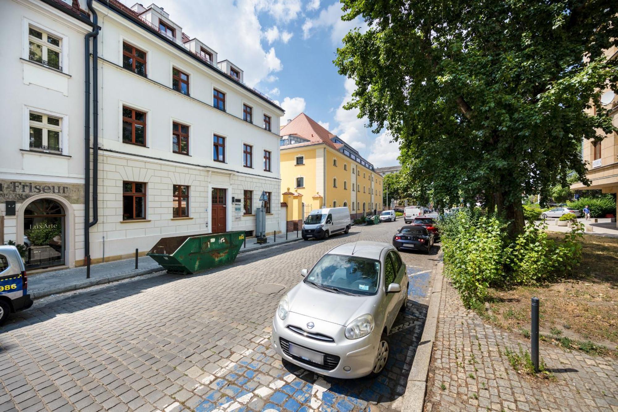 Elegant Apartment With Balcony By The Oder River In Wroclaw By Renters Prestige Luaran gambar